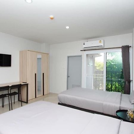 Around Loei Apartment Екстериор снимка