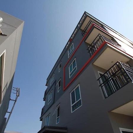 Around Loei Apartment Екстериор снимка